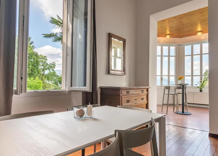 Perondi Apartman Stresa